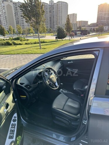 Hyundai Accent 2016, 102,000 km - 1.4 l - Bakı