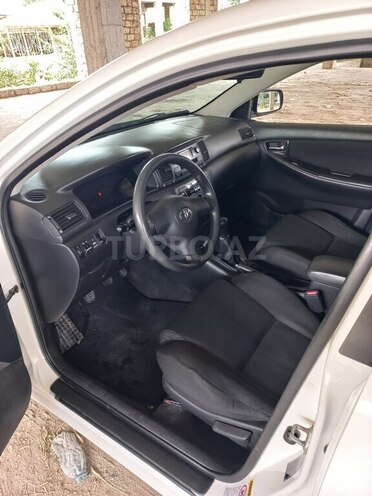 Toyota Corolla 2004, 215,000 km - 1.4 l - Quba