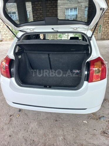Toyota Corolla 2004, 215,000 km - 1.4 l - Quba