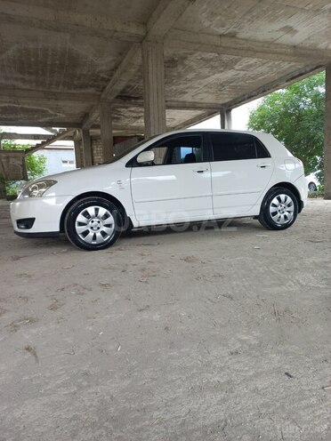 Toyota Corolla 2004, 215,000 km - 1.4 l - Quba