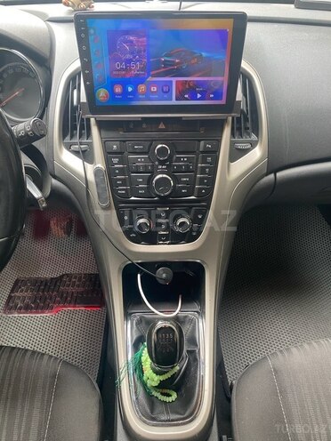 Opel Astra 2011, 335,000 km - 1.3 l - Bakı