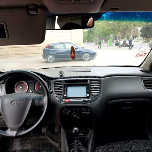 Kia Rio 2011, 376,000 km - 1.4 l - Gəncə