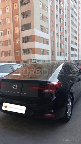 Hyundai Elantra 2019, 130,000 km - 2.0 л - Bakı