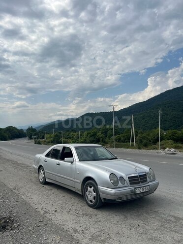 Mercedes E 220 d 1997, 548,666 km - 2.2 l - Bakı
