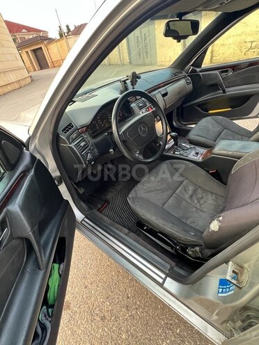 Mercedes E 220 d 1997, 548,666 km - 2.2 l - Bakı