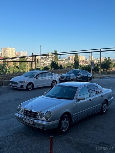 Mercedes E 220 d 1997, 548,666 km - 2.2 l - Bakı