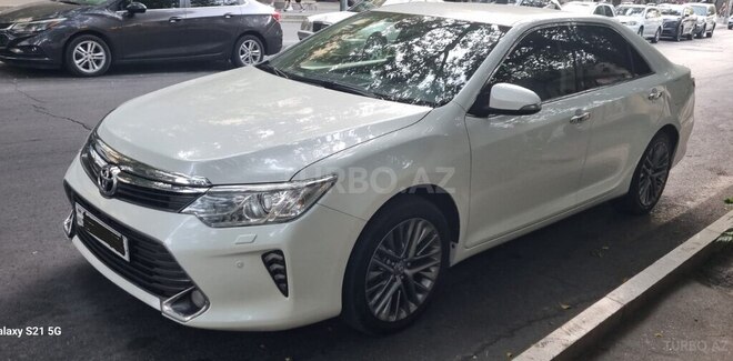 Toyota Camry-2