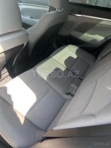 Hyundai Elantra 2019, 93,342 km - 2.0 l - Bakı