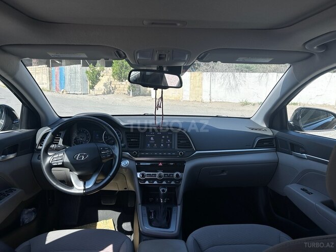Hyundai Elantra 2019, 93,342 km - 2.0 l - Bakı