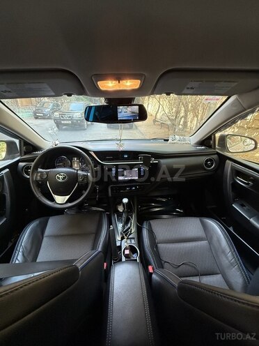 Toyota Corolla 2017, 84,000 km - 1.8 l - Bakı