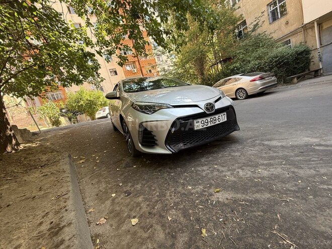 Toyota Corolla 2017, 84,000 km - 1.8 l - Bakı