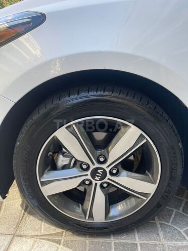 Kia Forte 2018, 177,000 km - 2.0 l - Bakı