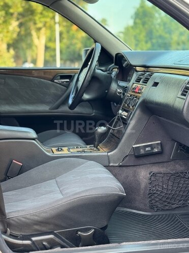 Mercedes E 220 d 1999, 540,000 km - 2.2 l - Mingəçevir