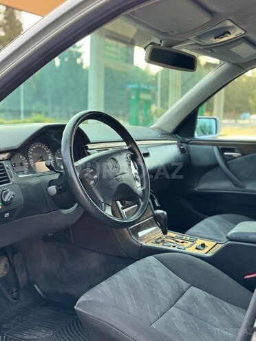 Mercedes E 220 d 1999, 540,000 km - 2.2 l - Mingəçevir