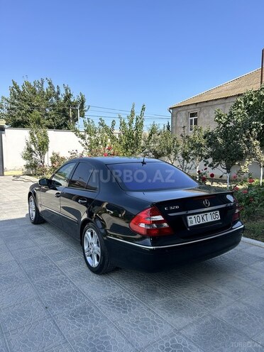Mercedes E 320 2003, 265,000 km - 3.2 l - Bakı