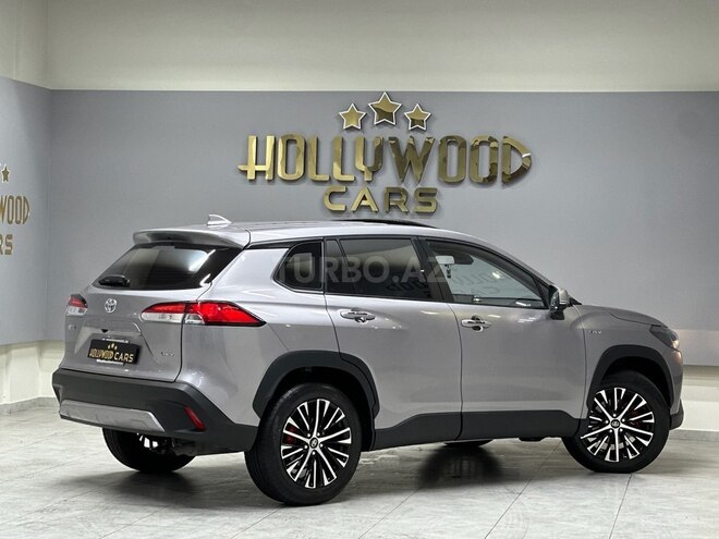 Toyota Corolla Cross 2024, 8,450 km - 2.0 л - Bakı