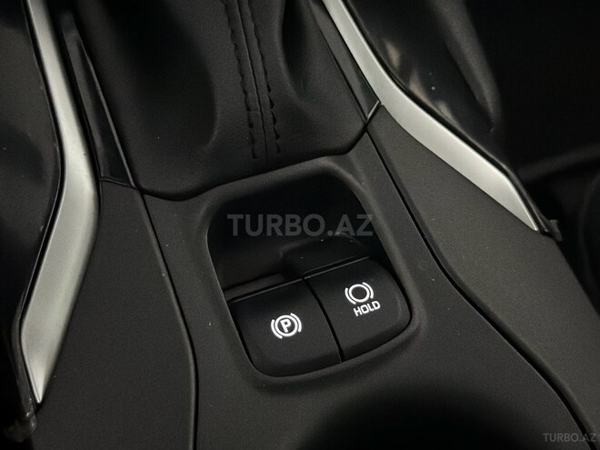 Toyota Corolla Cross 2024, 8,450 km - 2.0 л - Bakı