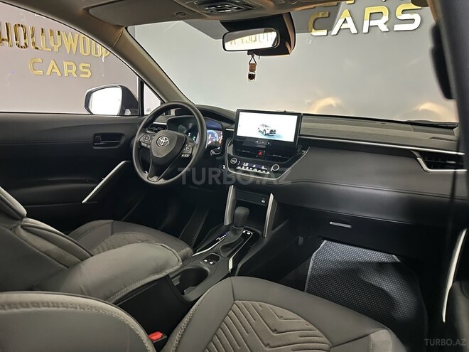 Toyota Corolla Cross 2024, 8,450 km - 2.0 л - Bakı