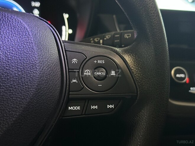 Toyota Corolla Cross 2024, 8,450 km - 2.0 л - Bakı