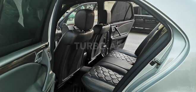 Mercedes E 220 d 2000, 223,000 km - 2.2 л - Sumqayıt