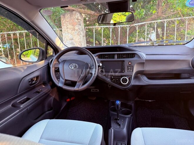 Toyota Aqua 2018, 33,000 km - 1.5 л - Bakı