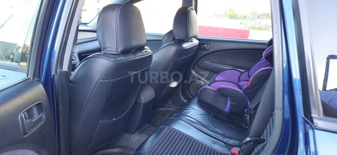 Mitsubishi Outlander 2004, 241,402 km - 2.4 l - Bakı
