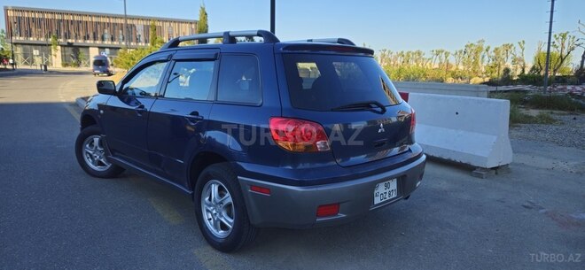 Mitsubishi Outlander 2004, 241,402 km - 2.4 l - Bakı