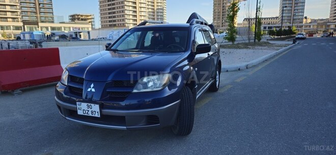 Mitsubishi Outlander 2004, 241,402 km - 2.4 l - Bakı
