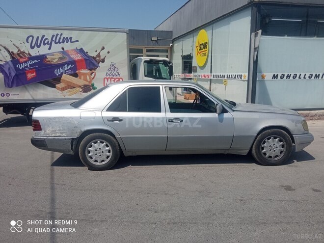 Mercedes E 200 d 1992, 400,000 km - 2.0 л - Bakı