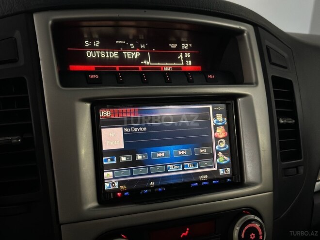 Mitsubishi Pajero 2012, 184,000 km - 3.5 л - Bakı