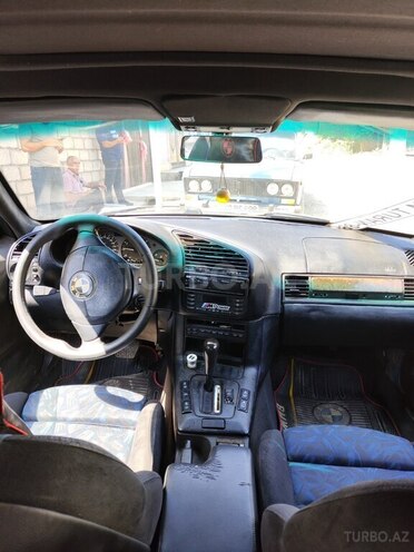BMW 320 1998, 335,000 km - 2.0 l - Xaçmaz