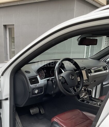 Volkswagen Touareg 2012, 89,500 km - 4.1 l - Bakı