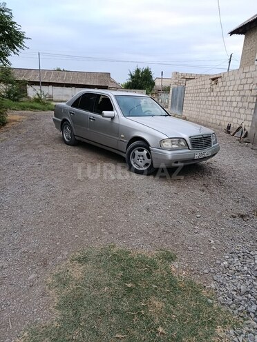 Mercedes C 180 1995, 650,480 km - 1.8 l - Göyçay