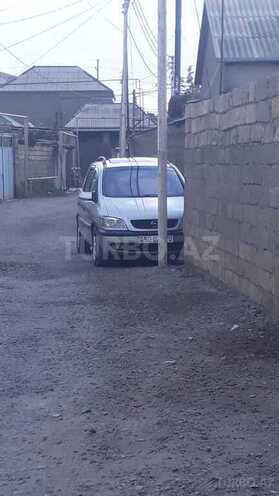 Opel Zafira-19