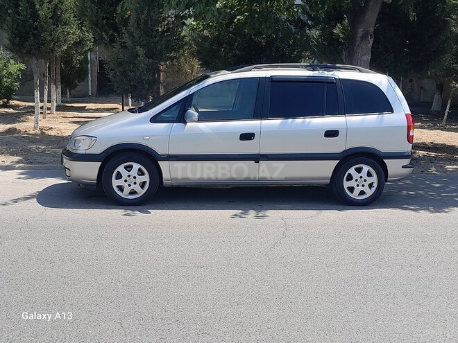 Opel Zafira-7