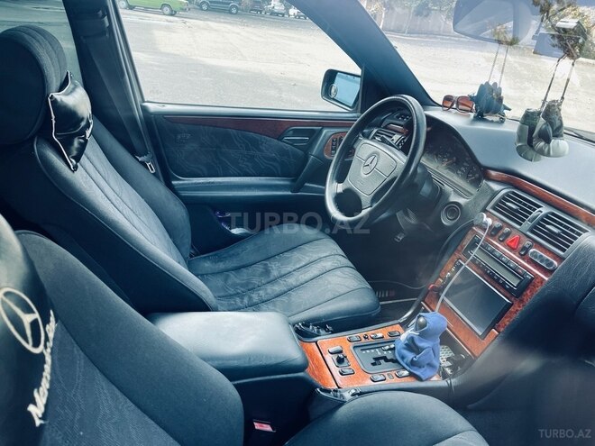 Mercedes E 230 1997, 384,000 km - 2.3 l - Mingəçevir