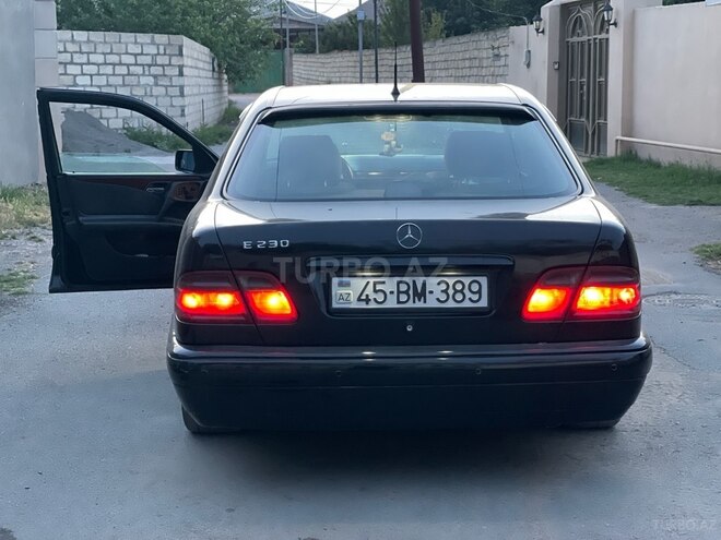 Mercedes E 230 1997, 384,000 km - 2.3 l - Mingəçevir