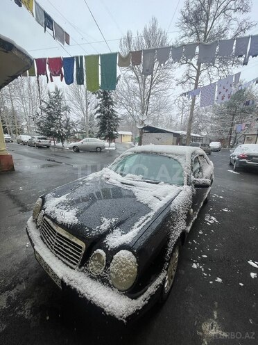 Mercedes E 230 1997, 384,000 km - 2.3 l - Mingəçevir
