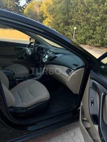 Hyundai Elantra 2014, 106,000 km - 1.8 l - Bakı