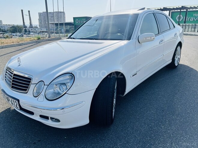 Mercedes E 240 2004, 319,100 km - 2.6 l - Bakı