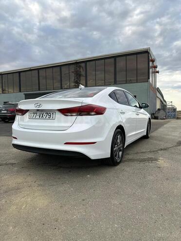 Hyundai Elantra 2017, 106,800 km - 2.0 l - Bakı