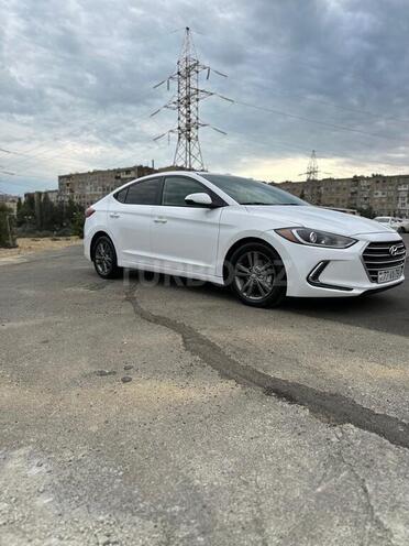 Hyundai Elantra 2017, 106,800 km - 2.0 l - Bakı