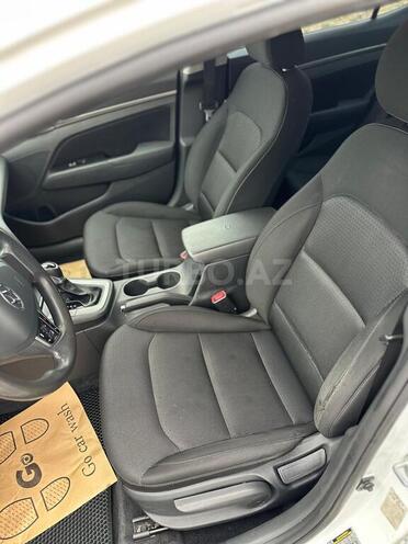 Hyundai Elantra 2017, 106,800 km - 2.0 l - Bakı