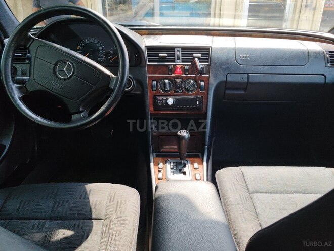 Mercedes C 180 1997, 268,300 km - 1.8 l - Cəlilabad