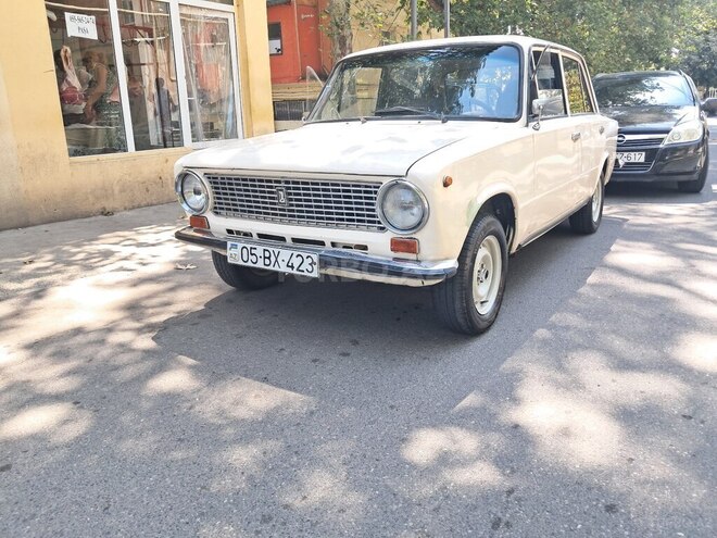 LADA (VAZ) 21011 1972, 392,000 km - 1.3 л - Qazax