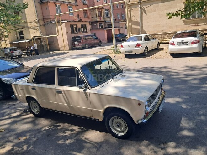 LADA (VAZ) 21011 1972, 392,000 km - 1.3 л - Qazax