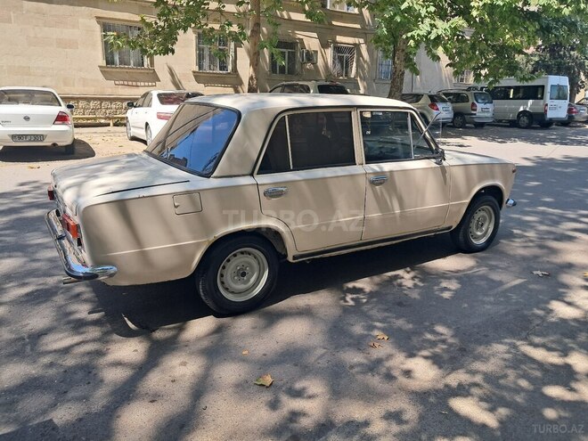 LADA (VAZ) 21011 1972, 392,000 km - 1.3 л - Qazax