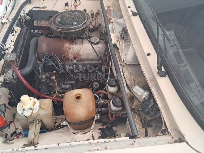 LADA (VAZ) 21011 1972, 392,000 km - 1.3 л - Qazax