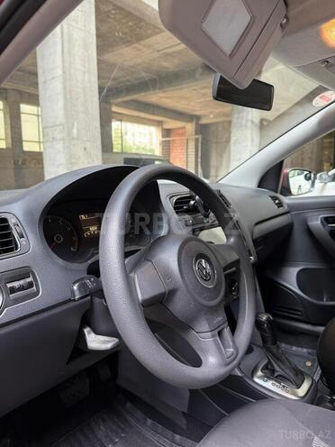 Volkswagen Polo 2015, 112,000 km - 1.6 l - Bakı