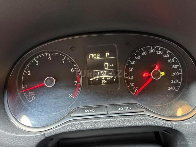 Volkswagen Polo 2015, 112,000 km - 1.6 l - Bakı